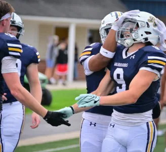 Hughesville grad Barlett making huge impact for Lycoming early